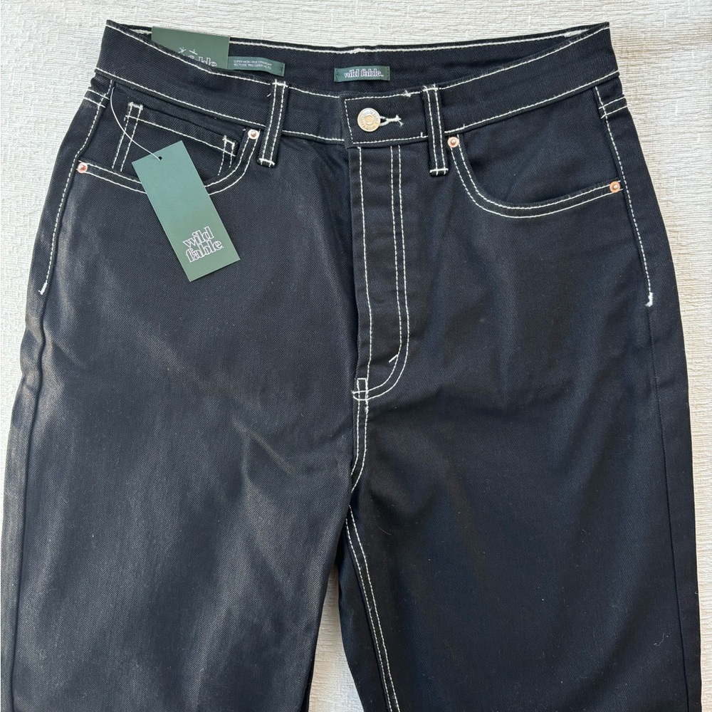 Black Super High-Rise Straight with White Contrast Stiching